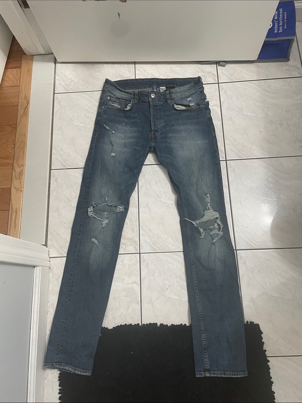Divided jeans